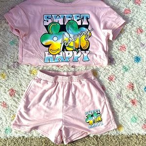 Two piece set, mostly pink, good condition,and never worn